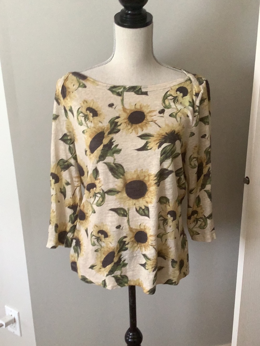 100% Linen Sunflower Print Lightweight Boatneck Top - Yellow & Green